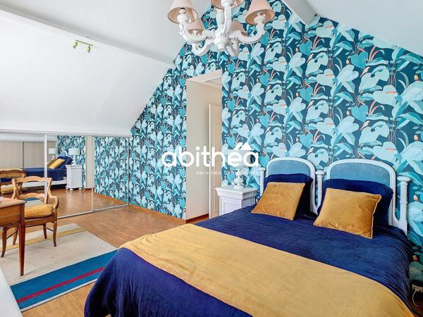 MAISON AGREABLE de 230 m2