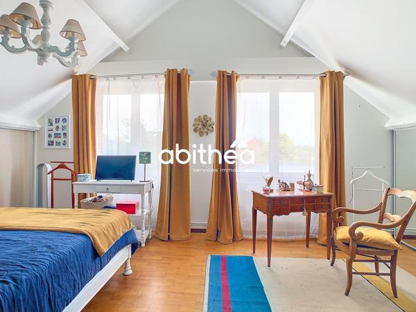 MAISON AGREABLE de 230 m2