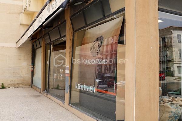 Local commercial de 120 m²