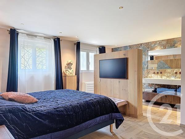 Maison à vendre  6 pièces - 152,79 m2 ANTIBES - 06