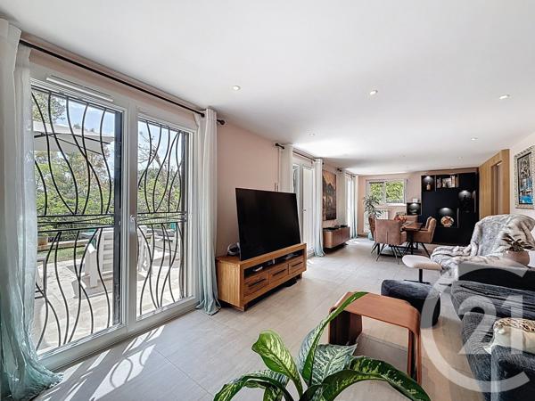 Maison à vendre  6 pièces - 152,79 m2 ANTIBES - 06