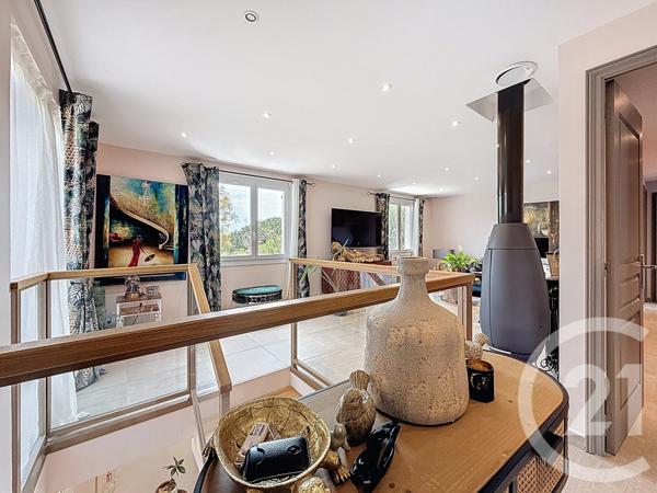 Maison à vendre  6 pièces - 152,79 m2 ANTIBES - 06