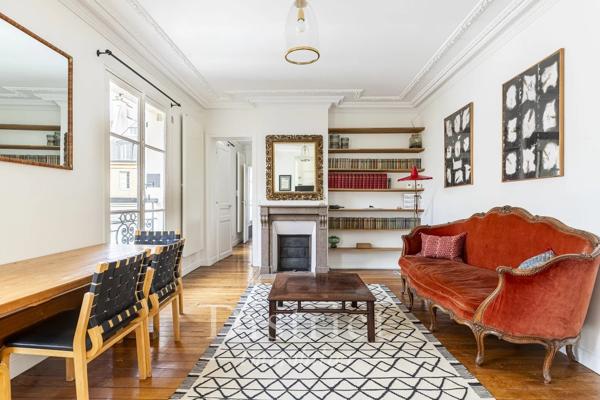 # Appartement – 45m² – Paris 7ème
