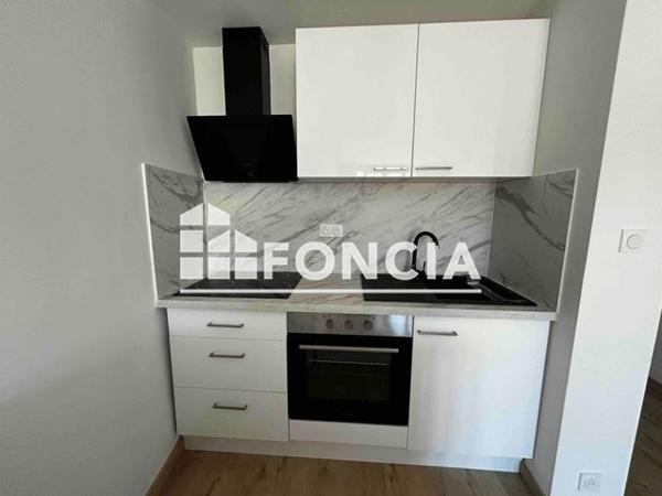 Location Studio 23.2 m² - 7 AVENUE DE LA BARONNE Cannes 06400