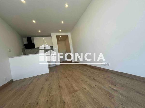 Location Studio 23.2 m² - 7 AVENUE DE LA BARONNE Cannes 06400