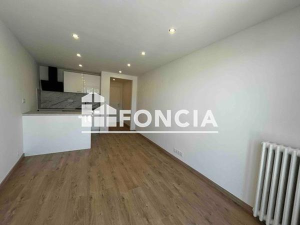 Location Studio 23.2 m² - 7 AVENUE DE LA BARONNE Cannes 06400