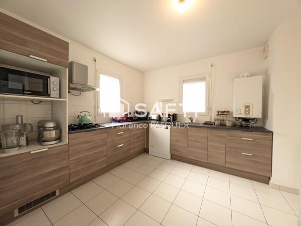 Maison familiale au Haillan, 4 chambres, jardin de 200 m²