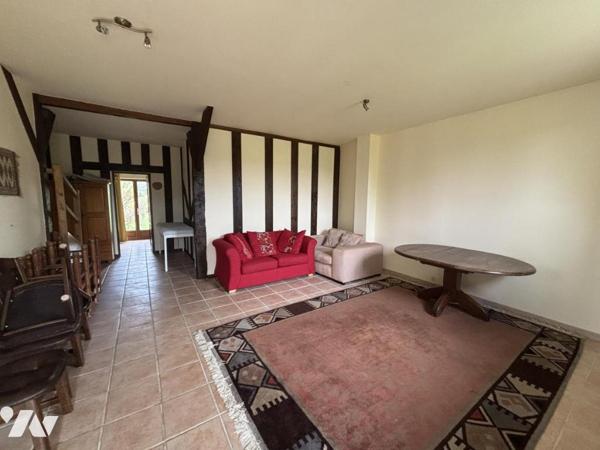 SECTEUR SAINT JEAN LE BLANC / PROPRIÉTÉ EN PIERRE AVEC TERRAIN D'ENVIRON 1.5HA