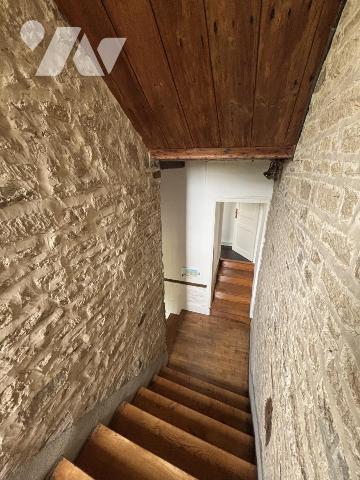 SECTEUR SAINT JEAN LE BLANC / PROPRIÉTÉ EN PIERRE AVEC TERRAIN D'ENVIRON 1.5HA