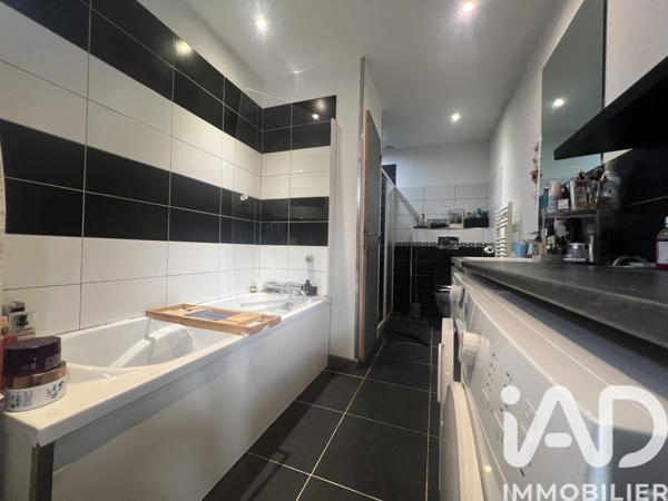 Maison à vendre 4 pièces 1 900 m² Puchay