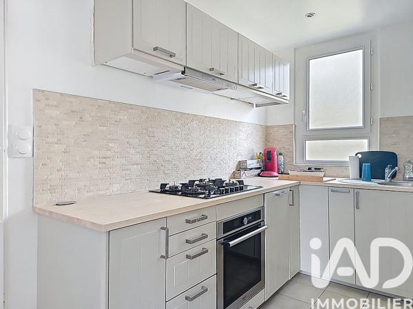 Appartement à vendre 2 pièces 55 m² Sainte-Geneviève-des-Bois