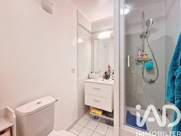 Location studio 30 m² Pringy