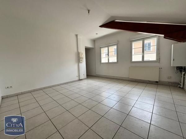 Appartement à louer 2 pièces 42.96m² Château-Thierry (02400)