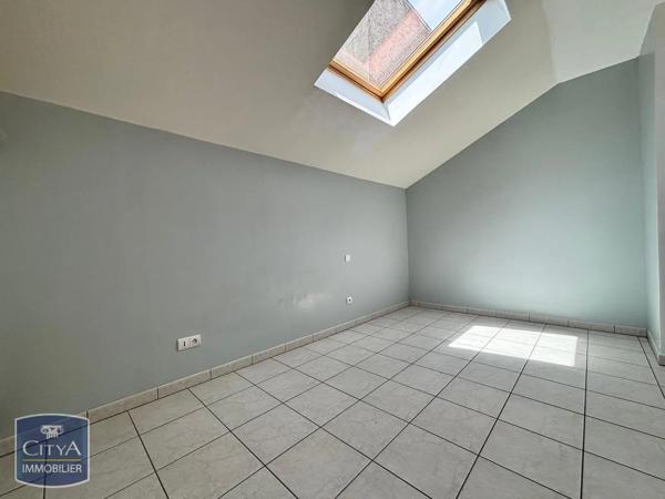 Appartement à louer 2 pièces 42.96m² Château-Thierry (02400)