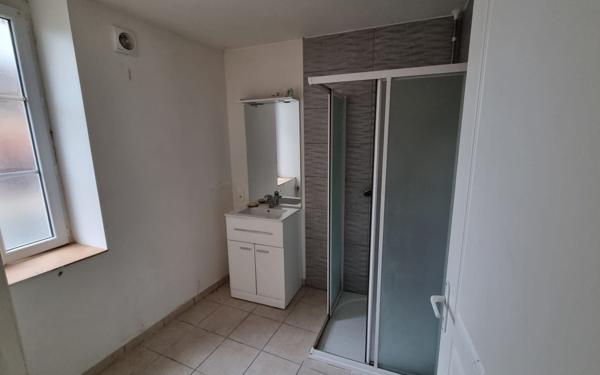 Maison à vendre    7 pièces •  Parsac