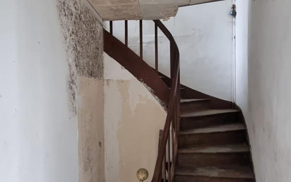 Maison à vendre    7 pièces •  Parsac