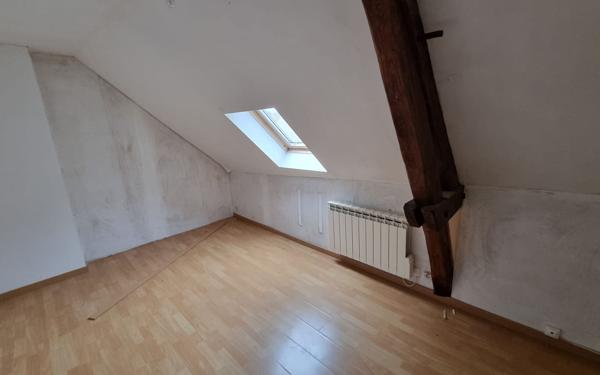 Maison à vendre    7 pièces •  Parsac