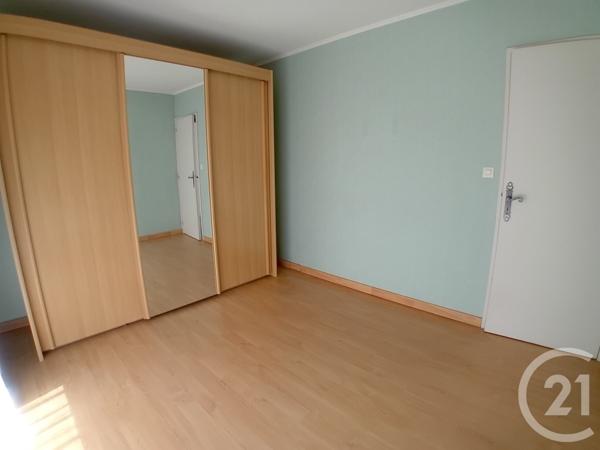 Appartement F4 à vendre  5 pièces - 100,10 m2 ST QUENTIN - 02