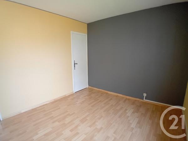 Appartement F4 à vendre  5 pièces - 100,10 m2 ST QUENTIN - 02