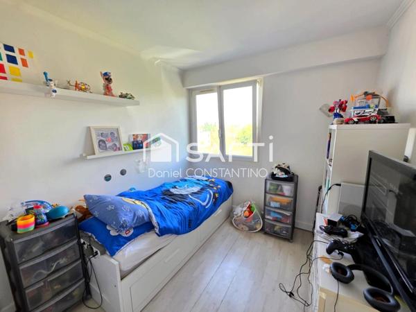 Appartement de 81 m² -  3 Ch - Séjour double