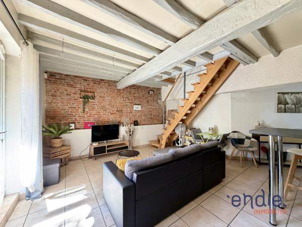 Toulouse (31500)  Argoulets-Roseraie - Immeuble de 182 m2 - 3 Appt T2 Duplex Loués - Métro 5 min