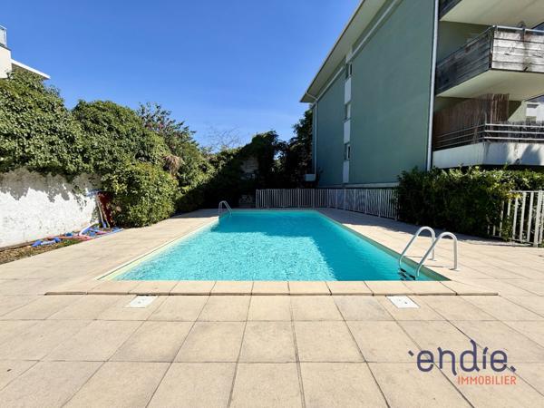 Toulouse (31500)  Argoulets-Roseraie - Immeuble de 182 m2 - 3 Appt T2 Duplex Loués - Métro 5 min