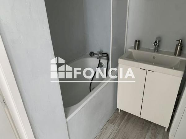 Location Studio meublé 22.11 m² - 86 COURS DE LA SOMME Bordeaux 33000