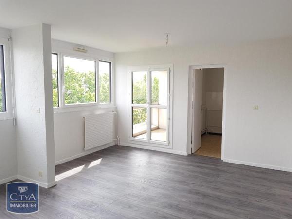 Appartement à louer 3 pièces 72.96m²