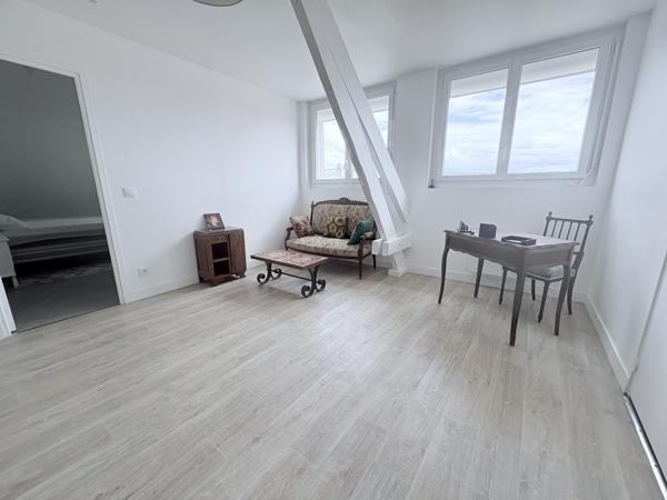 Immeuble de rapport 377 m2 – Hyper centre Romilly sur Seine