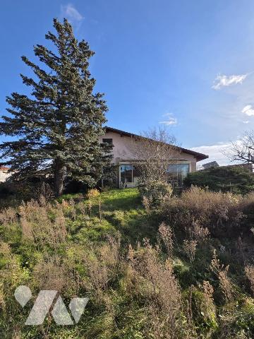 Maison individuelle sur terrain clos et arboré