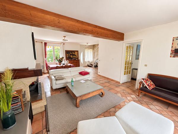 Maison individuelle Chanteloup Les Vignes 5 pièce(s) 116 m2 367 500 € **  - Référence  1163