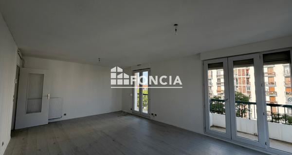 Location Appartement 4 pièces 86.6 m² - Perpignan 66100