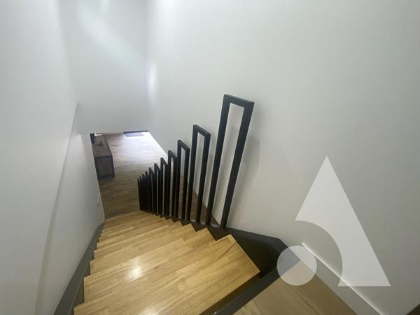 Maison 5 pièces 176.77 m2