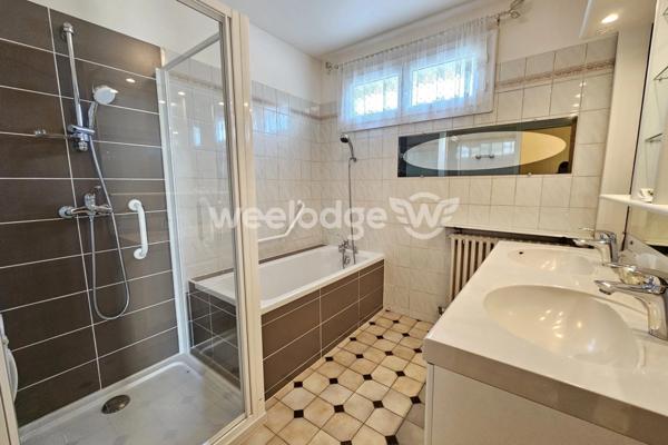 Maison à vendre 5 pièces de 161 m² à Conflans-Sainte-Honorine