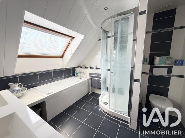 Maison à vendre 6 pièces 156 m² Vaux-le-Pénil