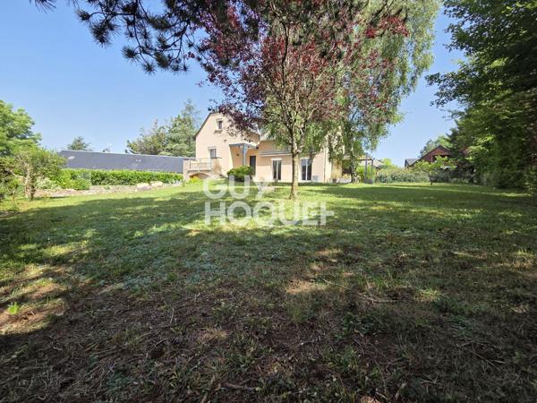 Maison à vendre de 5 pièces de 132.37 m² sur un terrain de 1016 m2