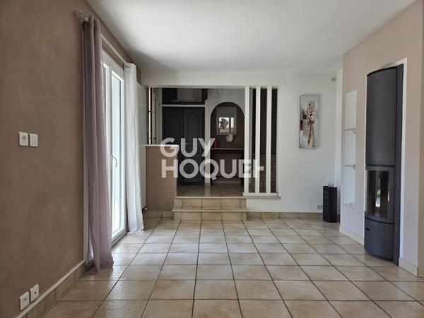 Maison à vendre de 5 pièces de 132.37 m² sur un terrain de 1016 m2