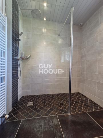 Maison à vendre de 5 pièces de 132.37 m² sur un terrain de 1016 m2