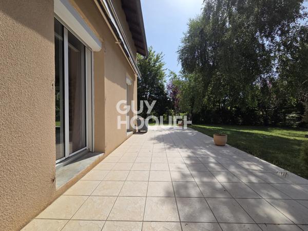 Maison à vendre de 5 pièces de 132.37 m² sur un terrain de 1016 m2