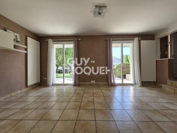 Maison à vendre de 5 pièces de 132.37 m² sur un terrain de 1016 m2