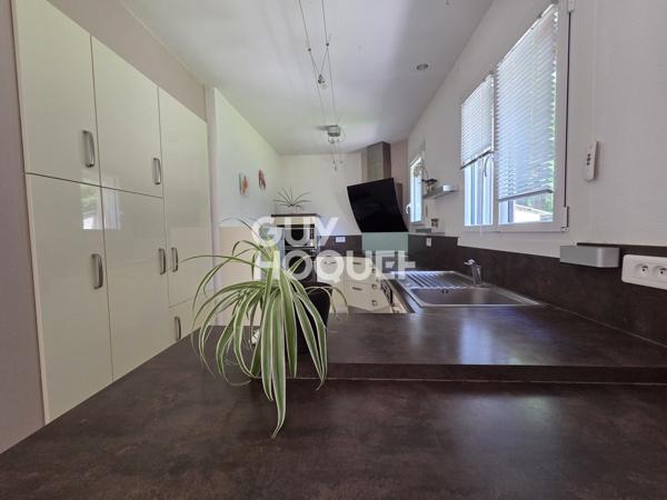 Maison à vendre de 5 pièces de 132.37 m² sur un terrain de 1016 m2