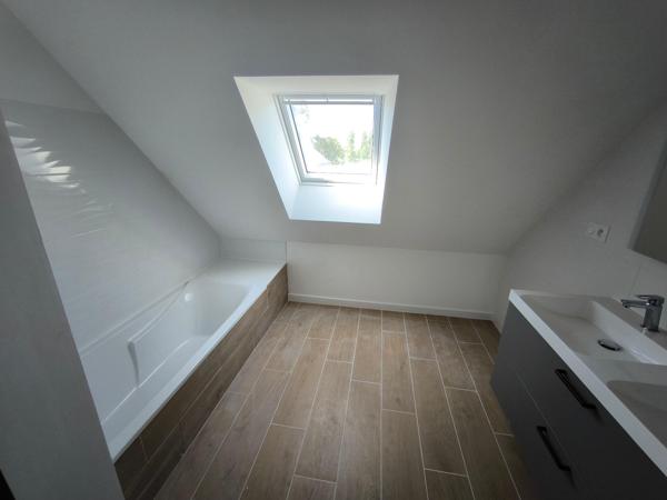 Maison neuve RE2020 proche des plages