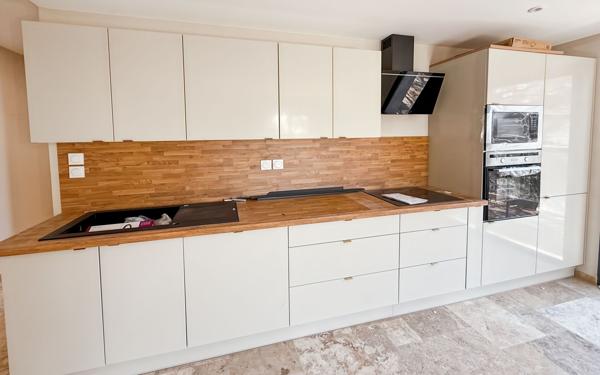 Appartement à vendre    4 pièces • 80 m2 Nice