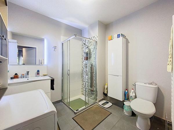 Gardanne - Appartement 2 pièces - 43 m2 - terrasse - parking en sous-sol