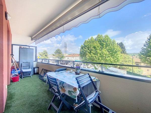 Gardanne - Appartement 2 pièces - 43 m2 - terrasse - parking en sous-sol