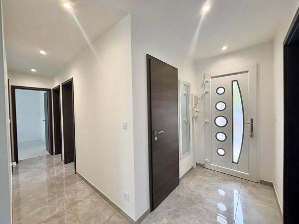 Maison individuelle de plain-pied - MONTOIS-LA-MONTAGNE