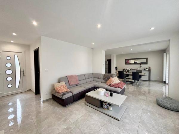 Maison individuelle de plain-pied - MONTOIS-LA-MONTAGNE