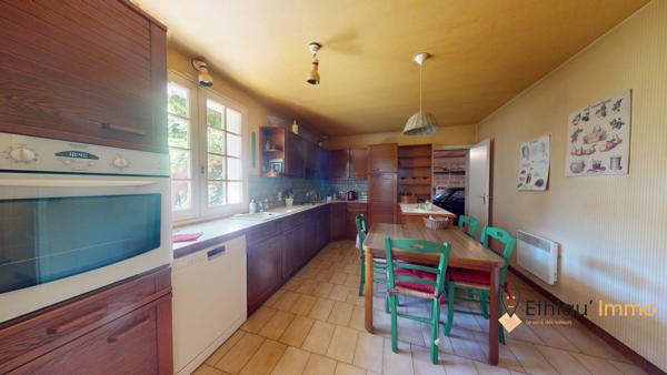 Maison individuelle 4 chambres 1165 m2 de terrain