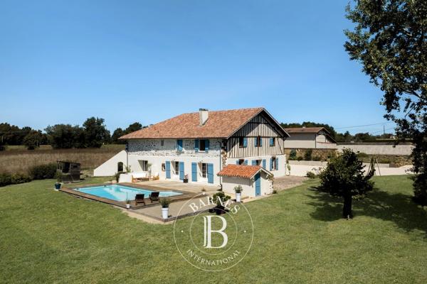 Aire-sur-l'Adour, Propriété 5 Chambres -  349 m² à vendre