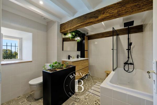 Aire-sur-l'Adour, Propriété 5 Chambres -  349 m² à vendre